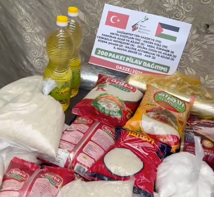 Gazze Burayc Ebû Hemîse Okulu (Barınma Merkezi) 200 Paket Pilav Dağıtımı
